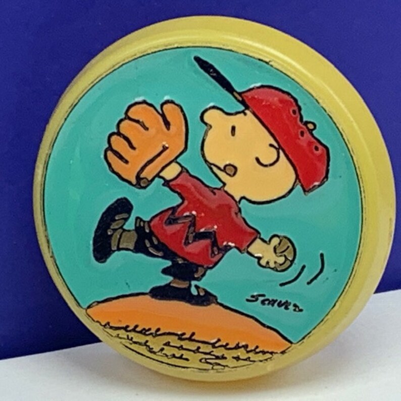 united feature syndicate charlie brown doll