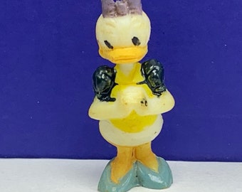 LOUIS MARX DISNEYKIN vintage toy plastic figure walt disney vtg figurine mickey mouse tv scene original Donald duck Daisy huey dewey louie 3