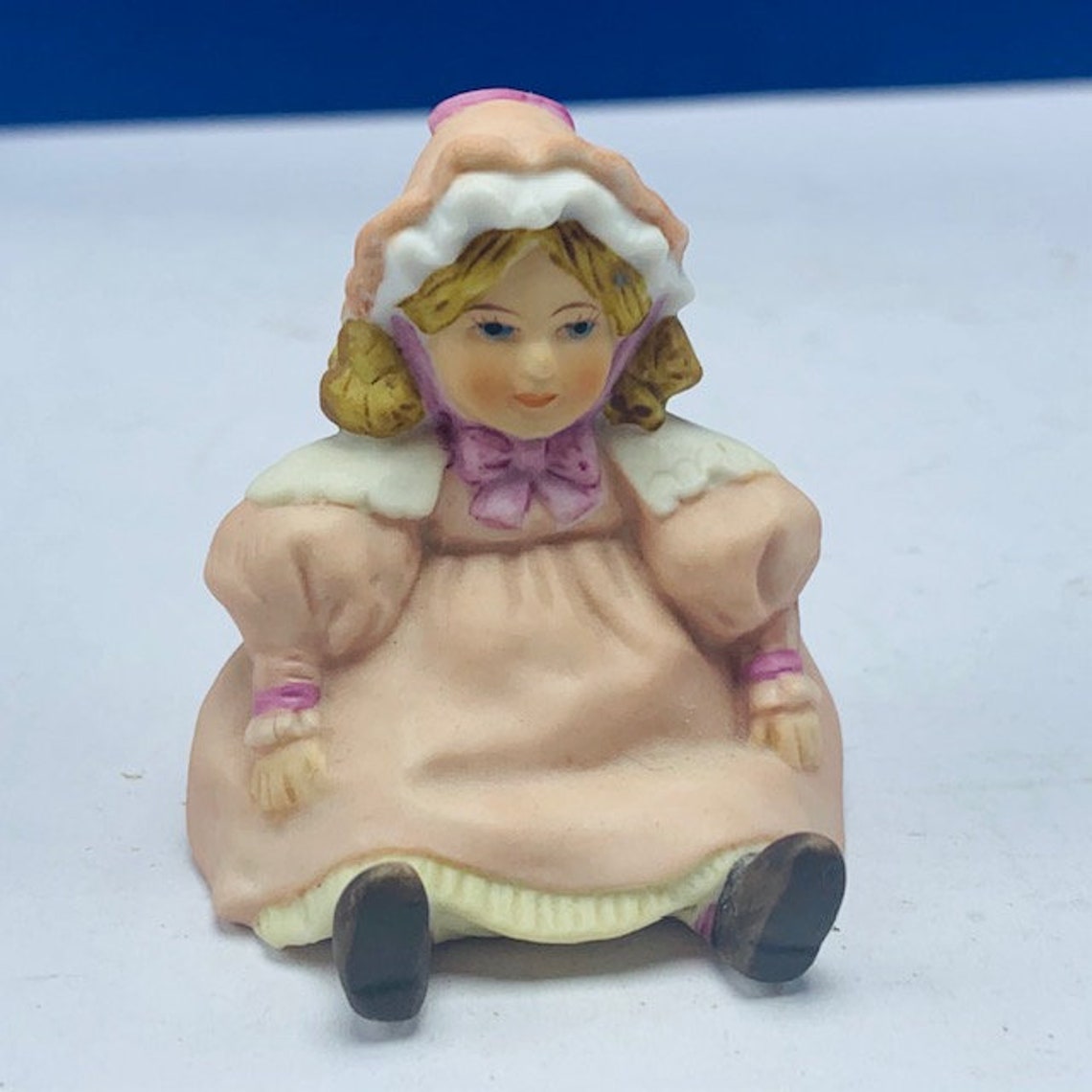 JAN HAGARA FIGURINE vintage 1985 porcelain statue victorian Etsy