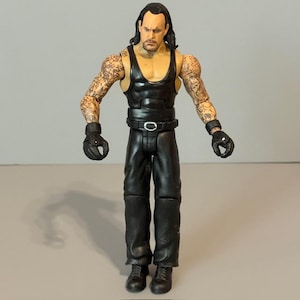 The Undertaker Wrestling Action Figure Mattel Jakks WWE Superstar WWF 2003