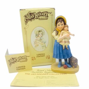 JAN HAGARA FIGURINE vintage 1985 Porzellan Statue viktorianische Skulptur limitierte Edition Nib Box coa Lisa Jumeau Puppe Geschenk Ball Ball