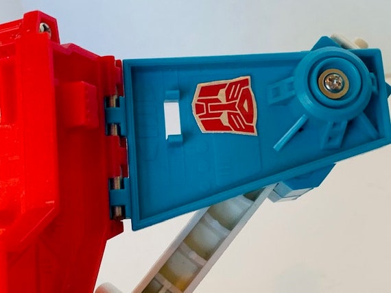 original g1 transformers toys