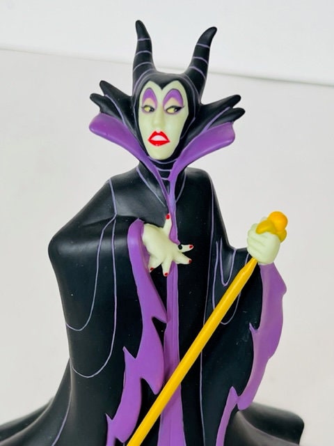 眠れる森の美女の置物 ヴィンテージ セラミック 磁器 彫刻 ギフト