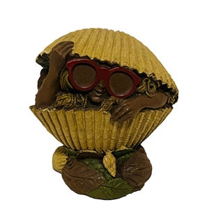 Tom Clark Gnome Figurine vtg sculpture SIGNED elf Cairn CoCo seashell clam shell