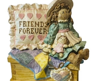 San Francisco Music Box Figurine Marjorie Sarnat Friends Forever Doll Pillow Vtg