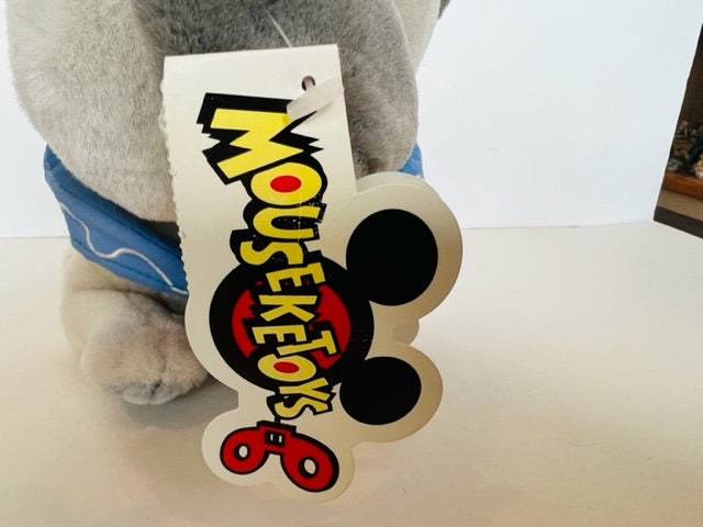 ディズニーストア ポカホンタス パーシー ぬいぐるみ ポカホンタス パーシー パグ ぬいぐるみ ウォルト ディズニー