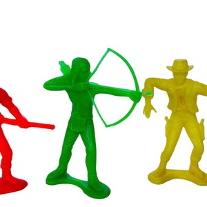 Cowboys and Native lot vtg western toys red yellow green plastic 1960s marx US19