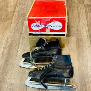 ICE SKATES VINTAGE hockey winter figure skating pair North Bay original box Torrington Ct usa made boys size 4 vtg