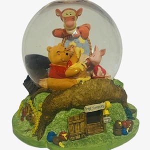 Disney Store Snowglobe Snow Globe Figurine Tigger Eeyore Pooh Musical Music Box