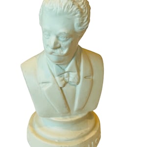 Halbe Statuette Figurine vtg Dugan composer musician bust sculpture J Strauss