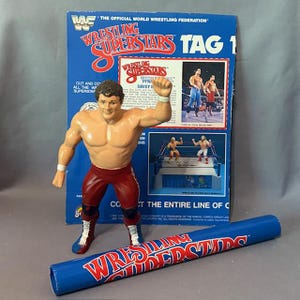 Vintage British Bulldog Davey Boy Smith WWF Wrestling Figure LJN WWE Card Poster