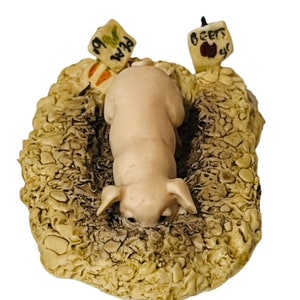 Border Fine Arts Pig Figurine Lowell Davis SIGNED Piglet Schmid Scotland garden