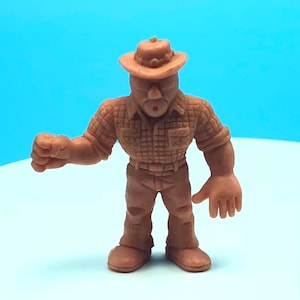 1985 VINTAGE M.U.S.C.L.E. muscle man men wrestling wrestler action figure Mattel anime flesh toy #155 Shyaneruman farmer sunglasses hat