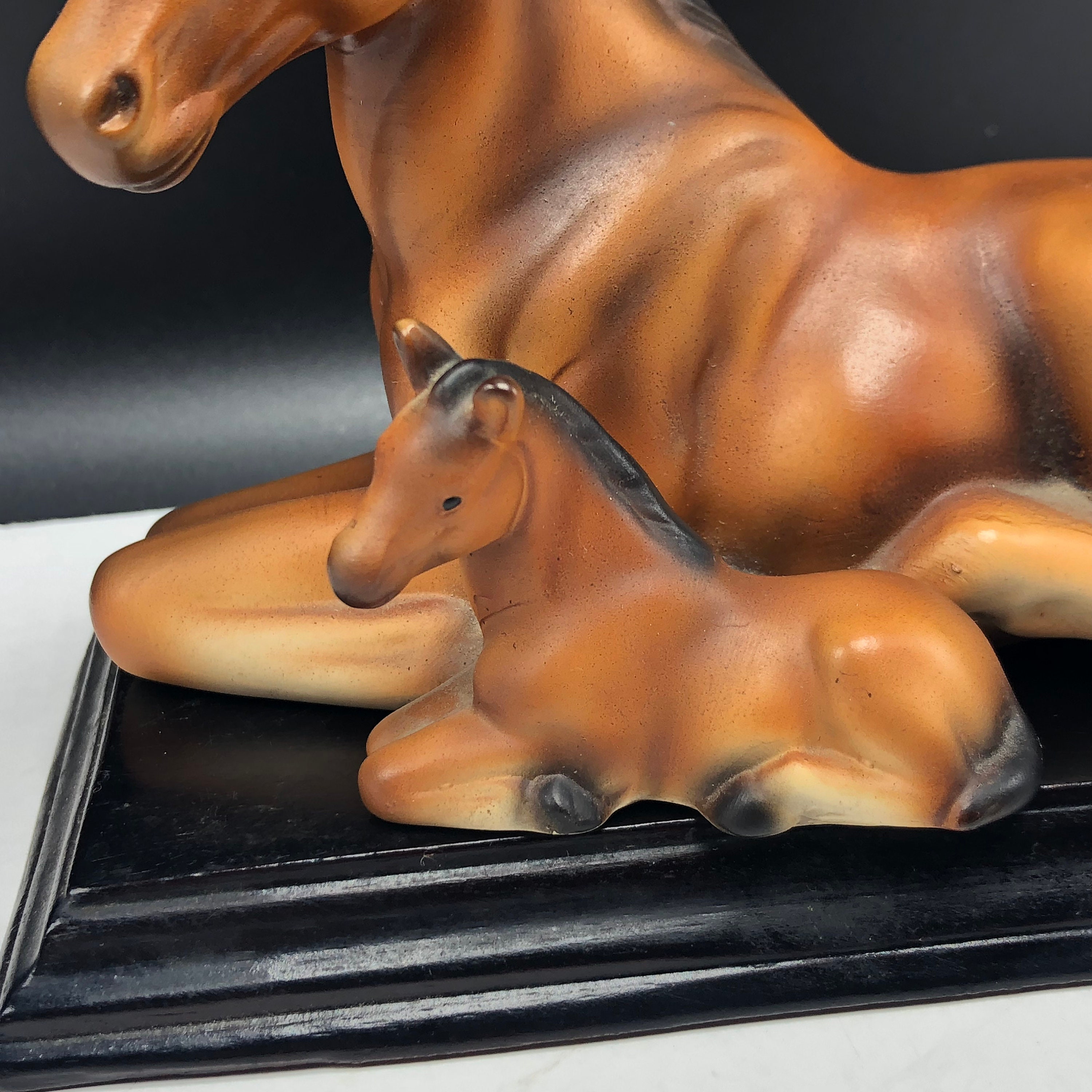 VINTAGE HORSE FIGURINE Mother Baby Foal Laying Down Porcelain