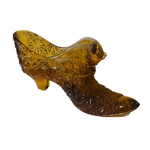 Fenton Art Glass Shoe Figurine Secret Slipper Boot cat Amber Swirl Frosted milk