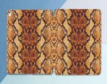 Snake skin print iPad case brown For Man Woman Serpent print Dragon scale Fashion Aesthetic Trendy 11th gen 10 9 Pro 13 M4 Mini 7 A16 Air 13
