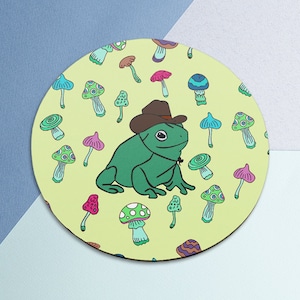 Funny frog art Light green cover Mushrooms art Trippy Trendy Funny gift Round mouse pad Coworker Gift Teachers gift Square mouse pad Cute