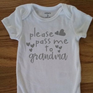 Please Pass Me To Grandma - Tute a maniche corte di CARTER - design a colori di vostra scelta!