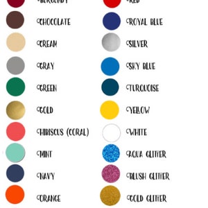 Op de afbeelding: Een kaart met een verscheidenheid aan kleuren voor hittetransfervinyl, waaronder zwart, bordeauxrood, chocolade, cr&egrave;me, grijs, groen, goud, hibiscus (koraal), mint, marineblauw, oranje, roze, paars, rood, koninklijk blauw, zilver, lichtblauw, turquoise, geel, wit, aqua glitter, blush glitter, goud glitter, jade glitter en zilver glitter.