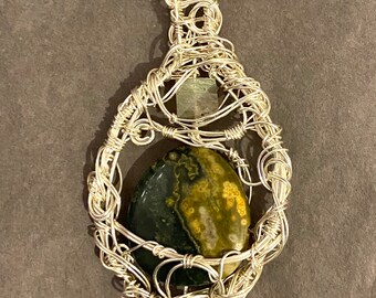 The Maps of My Off-Kilter Life - pendant - agate - labradorite - sterling silver wirework
