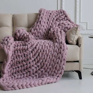 Chunky knit blanket Giant blanket Chunky blanket Boho Knitted blanket Home decor Throw blanket Arm knit Christmas Gift for her Black Friday image 10