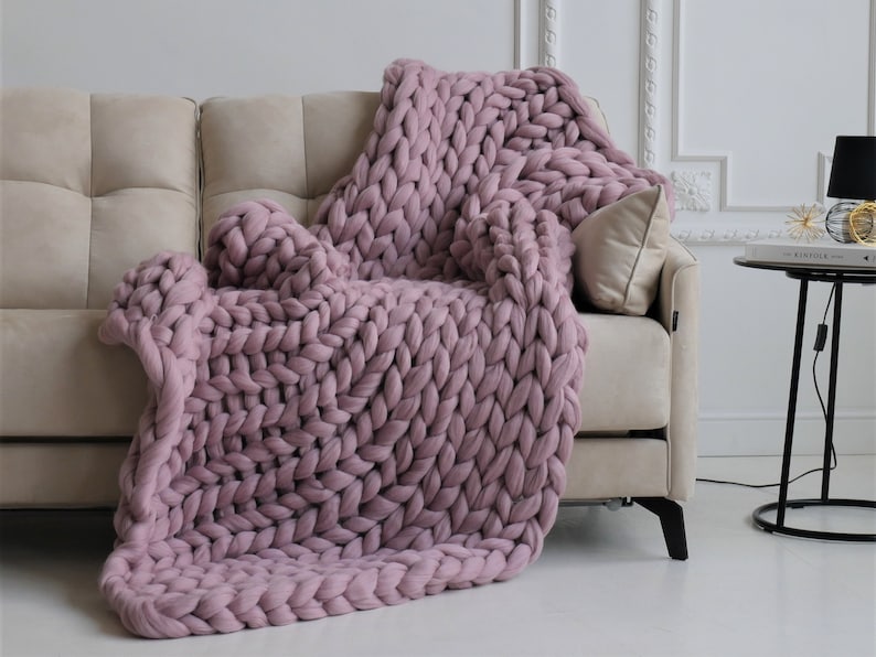 Chunky knit blanket Giant blanket Chunky blanket Boho Knitted blanket Home decor Throw blanket Arm knit Christmas Gift for her Black Friday image 10