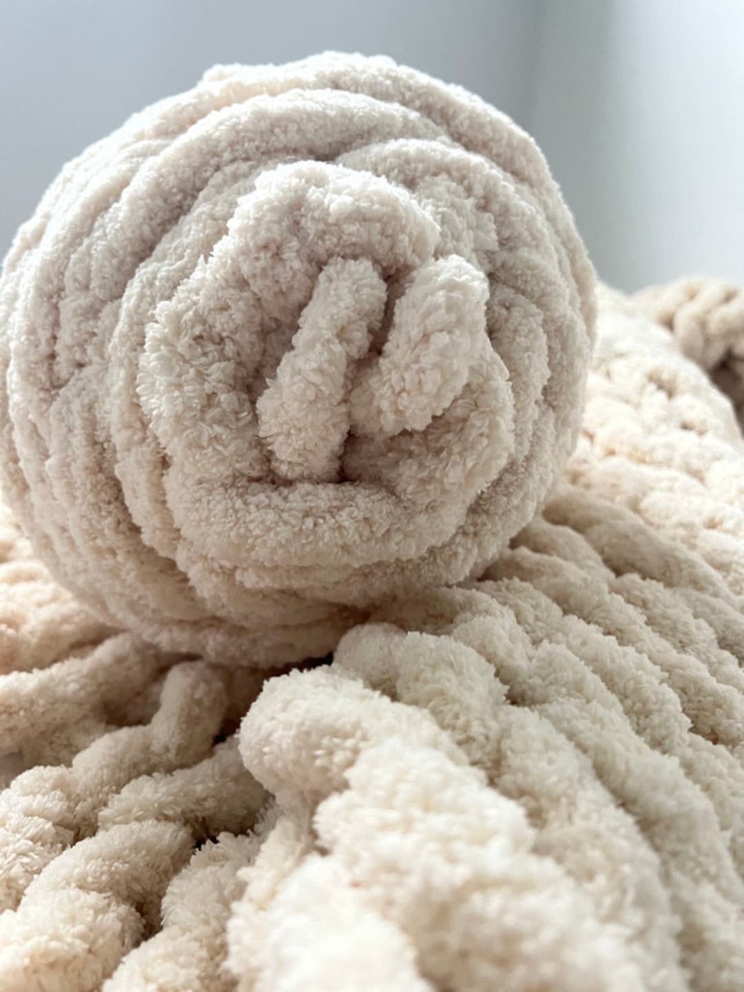 Chenille arm knitting yarn sale