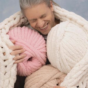 Superdickes Chenillegarn: Riesiges Plüschgarn zum Armstricken, 2 Pfund Bild 19