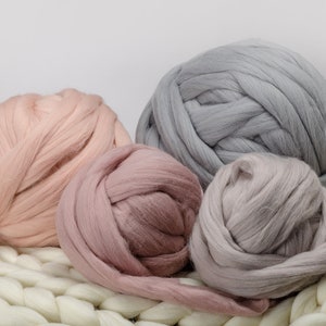Chunky yarn, giant yarn, merino wool, super bulky, arm kntting, chunky merino wool yarn, bulky yarn, merino wool roving, super chunky yarn imagem 5