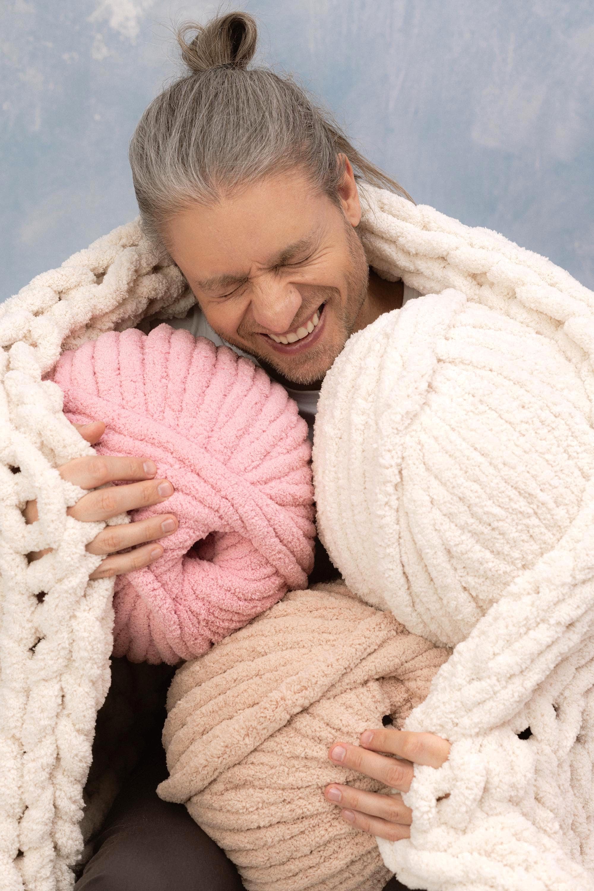 Yarn Large Blankets Big Lovie Giant Chunky Yarn Blanket Minky