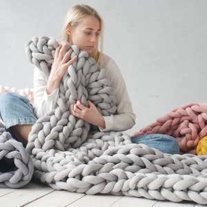 Chunky knit blanket Chunky Cotton Throw blanket Chunky blanket Boho decor Arm Knitted blanket Christmas Home decor Christmas gift for her Light grey