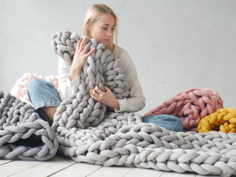 Chunky knit blanket Chunky Cotton Throw blanket Chunky blanket Boho decor Arm Knitted blanket Christmas Home decor Christmas gift for her Light grey