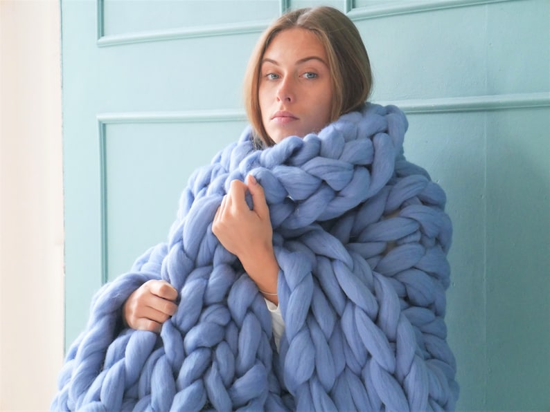 Chunky knit blanket Arm knit blanket Chunky knit throw Merino wool blanket Giant blanket Chunky blanket Knitted Personalized Christmas gift Baby blue 12