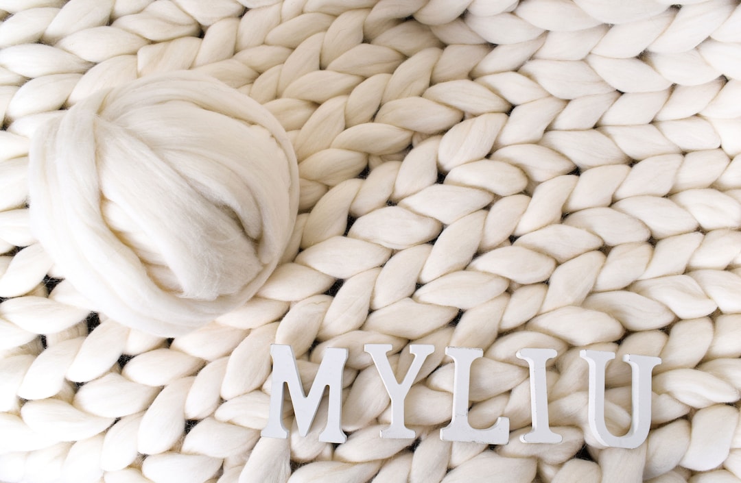 Bulky Wool Yarn Chunky Arm Knitting Blankets Super Soft Giant Ball Roving  DIY
