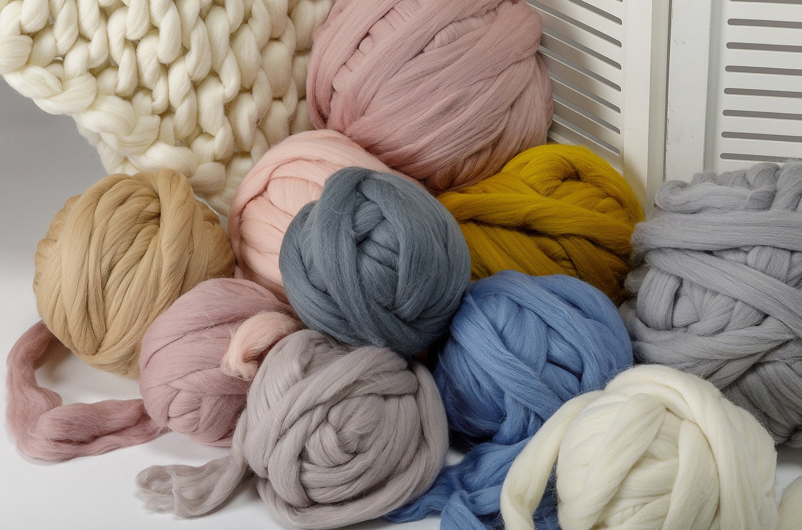 Ткань из мериносовой пряжи 8 букв сканворд. Плед из толстой пряжи мериноса. Ткань из мериносовой пряжи 8 букв сканворд. Ткань из мериносовой пряжи 8 букв сканворд. Мериносовая шерсть пряжа толстая.