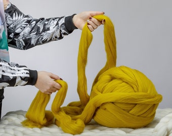 Chunky Merino Wool Yarn: Giant Arm Knitting, Extreme Knitting