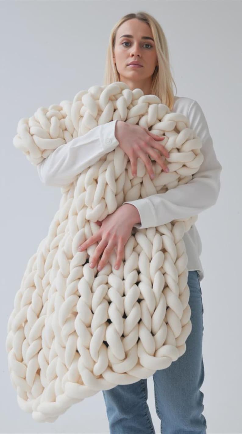 Chunky knitted cotton weighted blanket for adults and children displayed in multiple sizes from small to king size