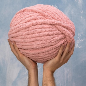 Chenille Yarn Giant Puffy Plush Super Soft Bulky Yarn for Arm & Finger Knitting, Home Crafting Supplies,Chenille wool