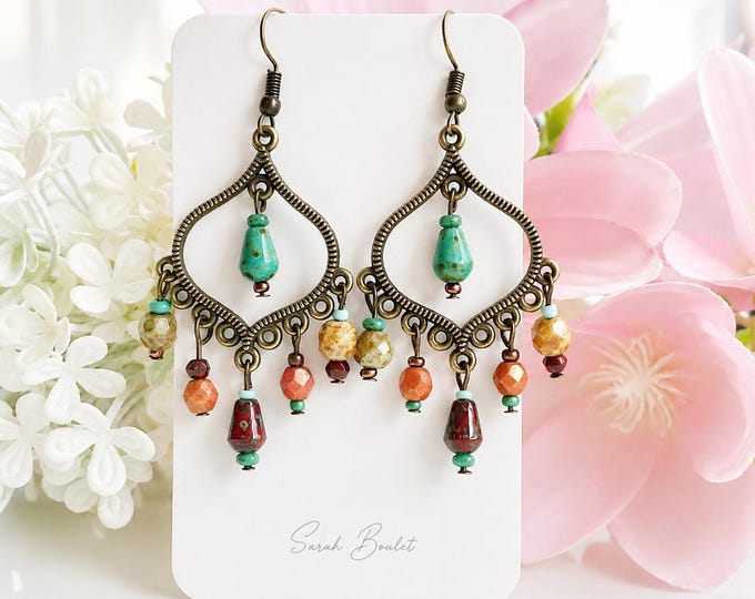 Boucles doreilles chandelier boheme perles de verre turquoise orange vert bijoux boho chic collection Essence Brute