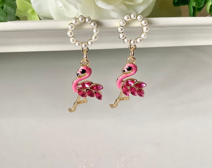 White pearl circle earrings, pink flamingos