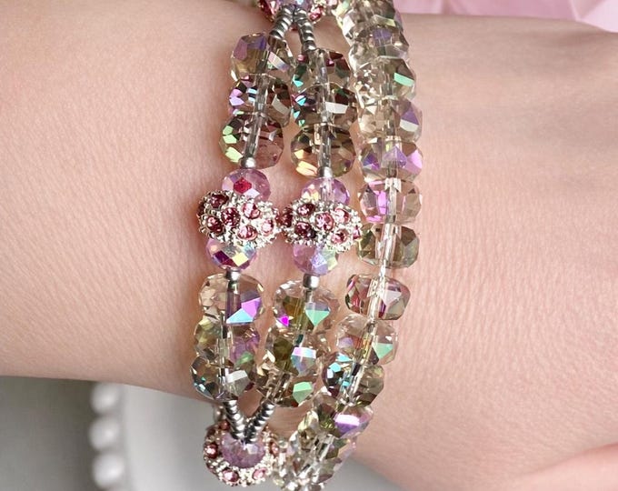 Bracelet , une création inspirée de la douceur de l’été et de la mer.