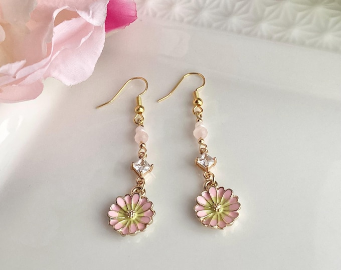 Boucles d’oreilles fleurs roses en acier inoxydable avec cascade de perles