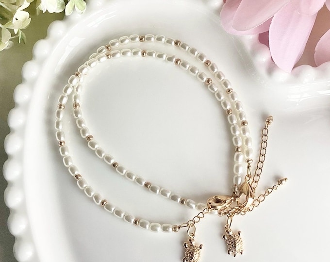 Turquoise anklet with silver bead and turtle