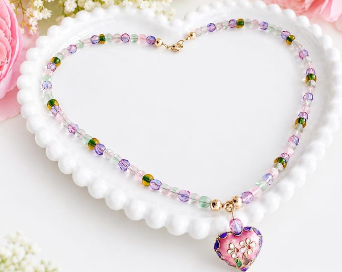Collier cœur floral en perles pastel  Bijou romantique fait main Collier Cadeau femme