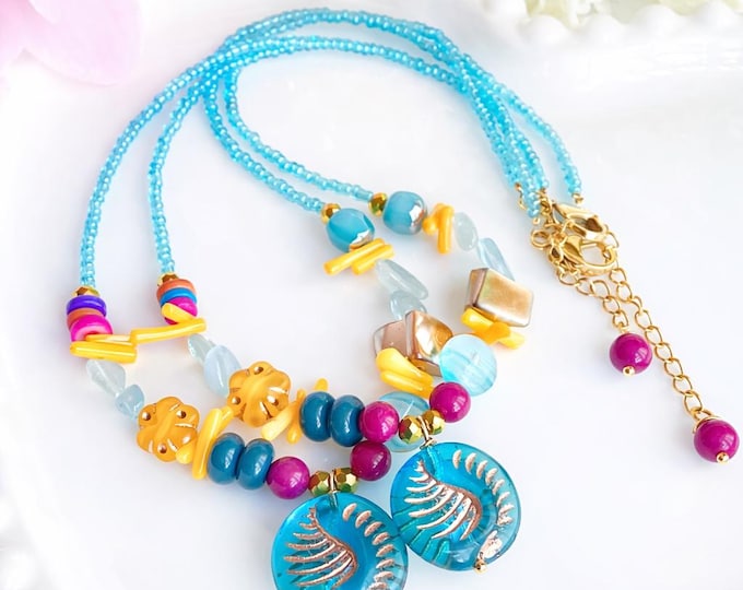 Collier sous l’océan