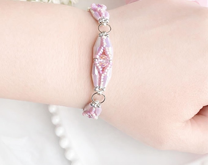 Bracelet , une création inspirée de la douceur de l’été et de la mer.