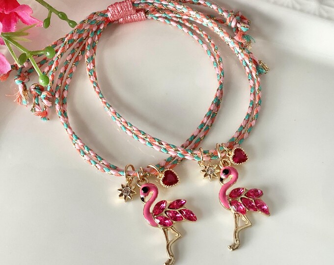 Bracelet cordon rose turquoise avec breloque or flamant rose