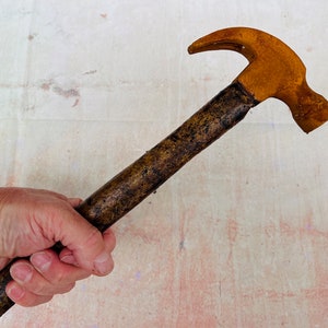 Customized Old Rusty Claw Hammer Movie Prop H40 Halloween Bloody
