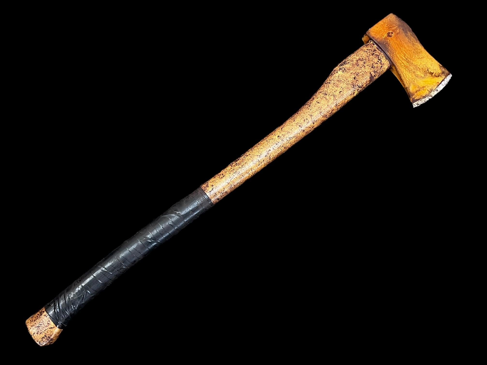 錆びた木こりの斧の映画小道具、非常に詳細なカスタマイズされたPUホラーアクセサリー - Etsy 日本, image size:2016x1512