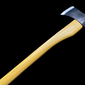 K&ouml;nnte beinhalten: Eine Axt mit einem Holzstiel und einem schwarzen Metallkopf. Die Axt ist vor einem schwarzen Hintergrund isoliert.